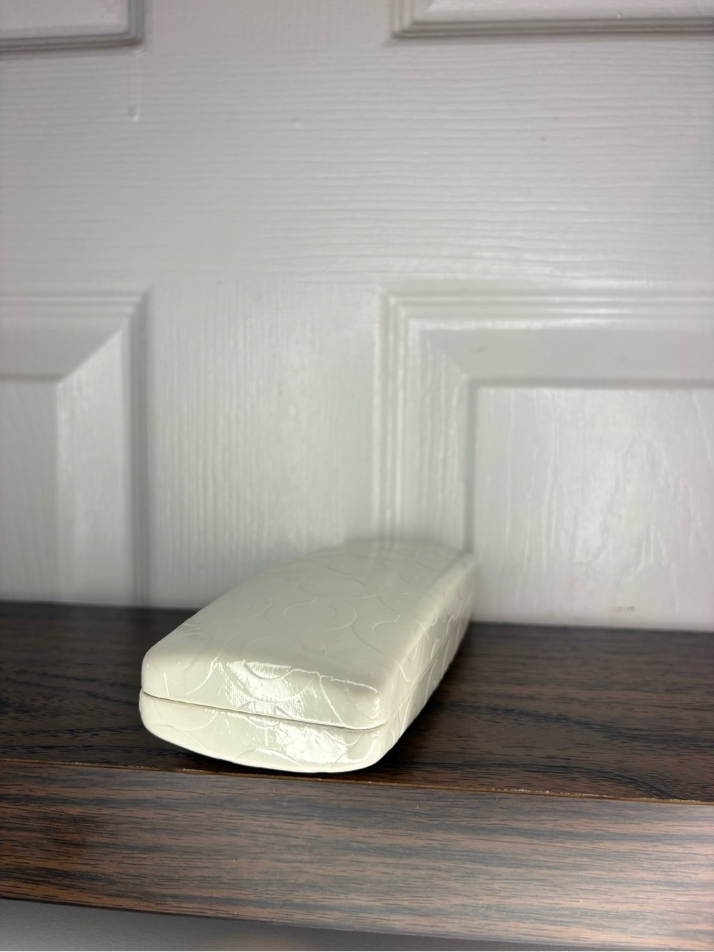 Coach White Hard Shell Sunglasses Case - Picture 3 of 5